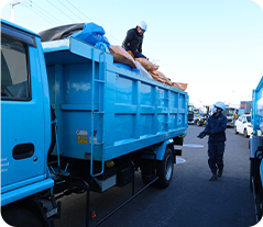 従業員の写真04